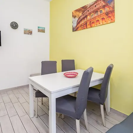 Apartment Ciupi Rome